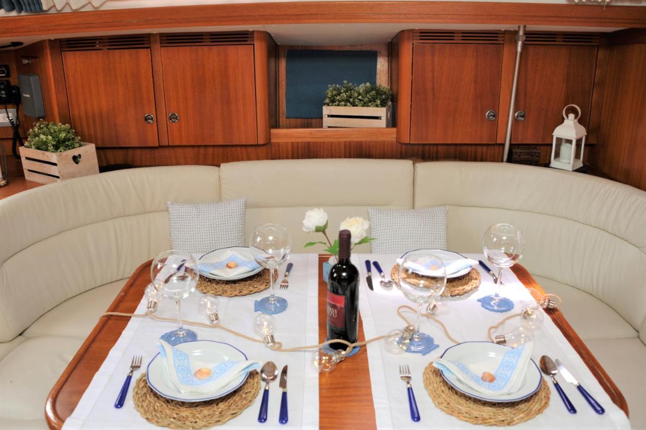 Bed & Boat Cagliari Hotel Ngoại thất bức ảnh